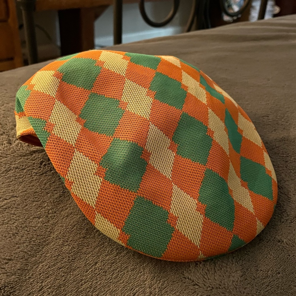 Unique Kangol Argyle 504 Needle Newsboy Cap